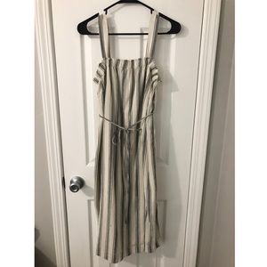 Maternity or Loose Fitting Dress w/ waist tie